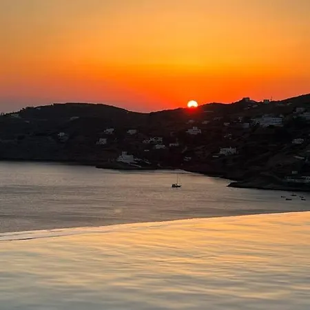 Villa Sea And Sun L Mylopotas