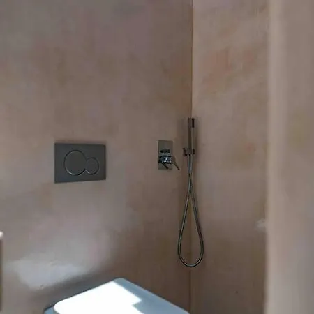 Sea And Sun L 迈洛波塔斯